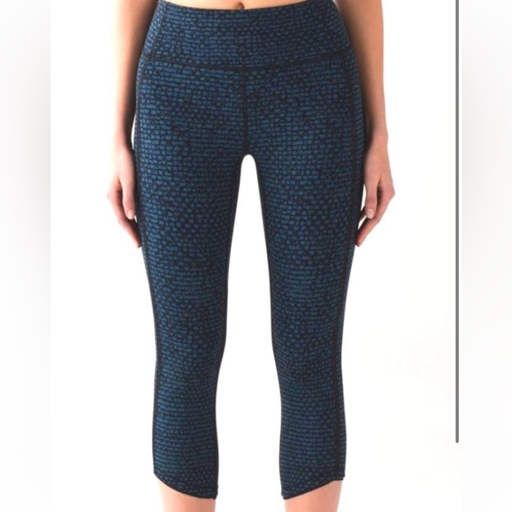 Lululemon leggings - mesh back
